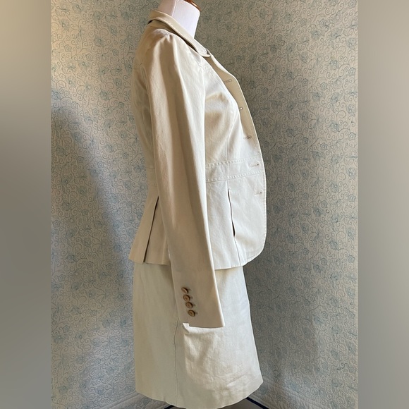 ELIE TAHARI Women’s Beige 2pc Skirt and Jacket Size 0 - Picture 5 of 16
